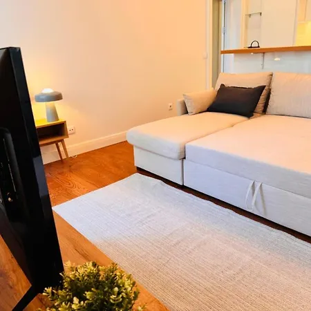 Augusta Luxury - Near Praca Do Comercio Apartment *