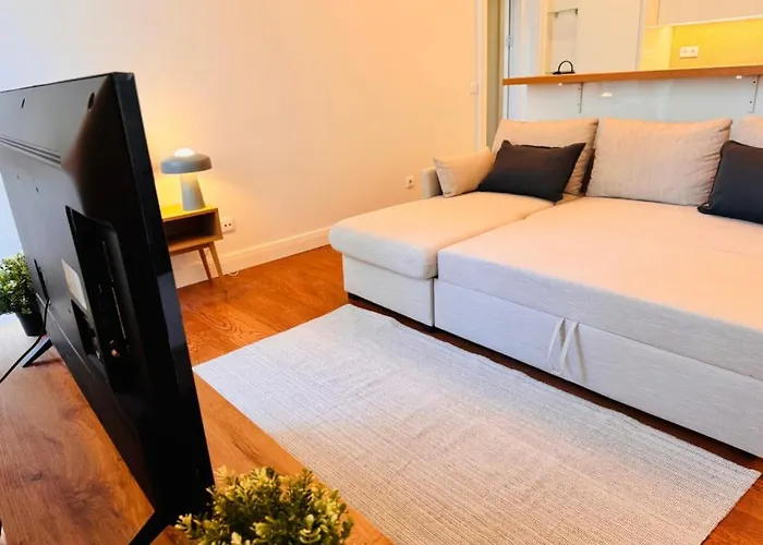 Augusta Luxury - Near Praca Do Comercio Apartment *