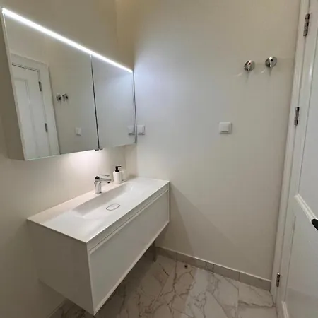 Augusta Luxury - Near Praca Do Comercio Апартаменты Лиссабон