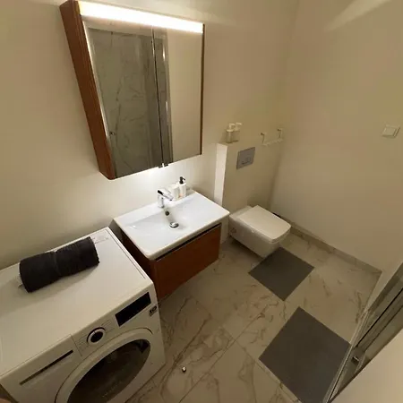 Augusta Luxury - Near Praça Do Comércio Appartamento